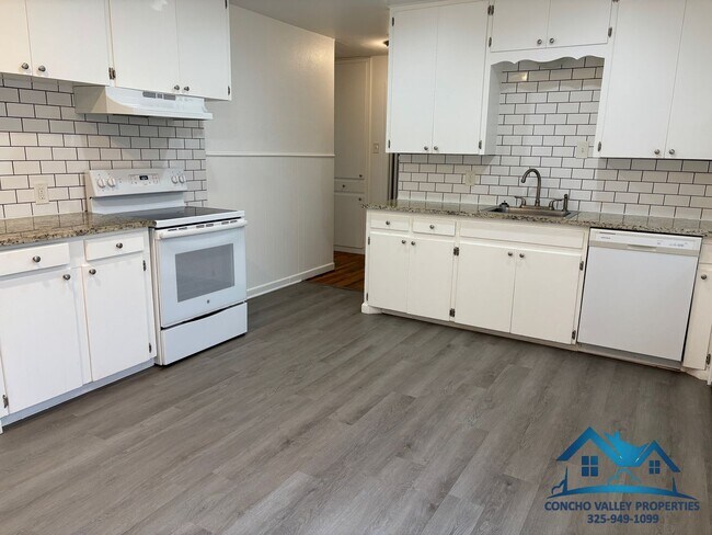 Foto del edificio - 207 E Riverside Ave