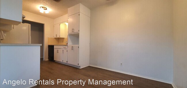 Foto del edificio - 4 br, 2 bath House - 2922 N. Oakes