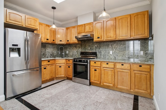 Foto del edificio - 163 Rae Ave