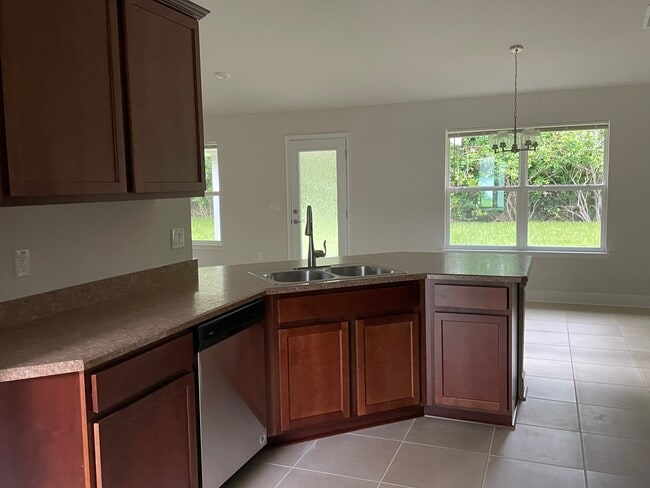 Open Kitchen - 33 Bronson Ln