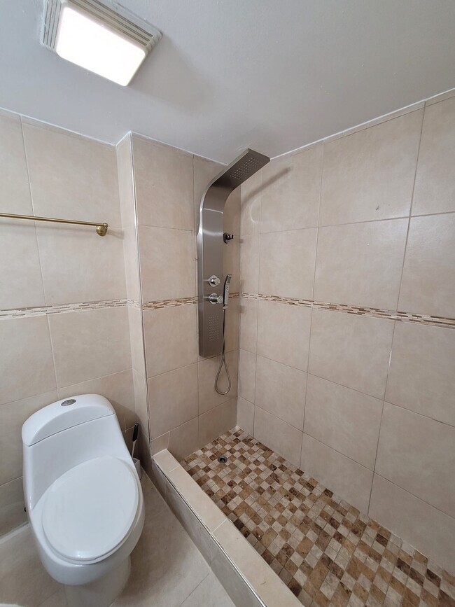 Foto del edificio - 4540 NW 79th Ave