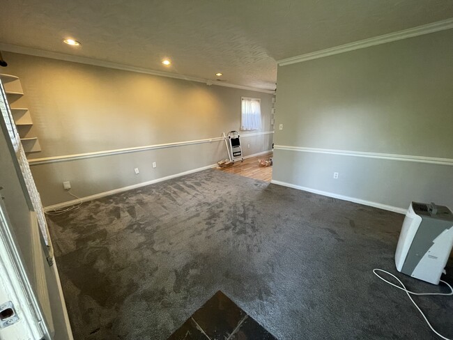 Building Photo - 3410 Foreman Ln