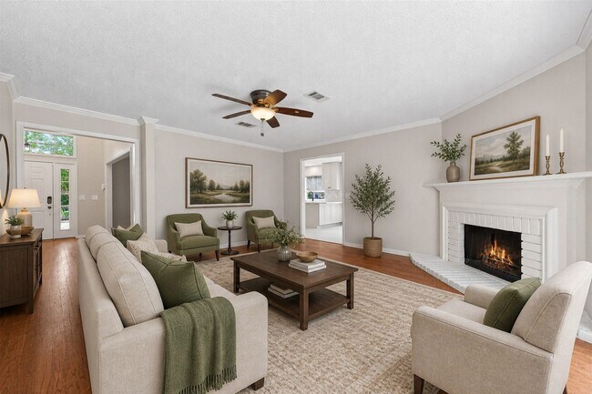 Foto del edificio - 106 Breezy Point Pl
