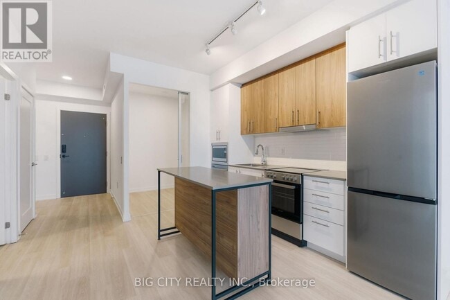 Building Photo - 9751 Markham Rd