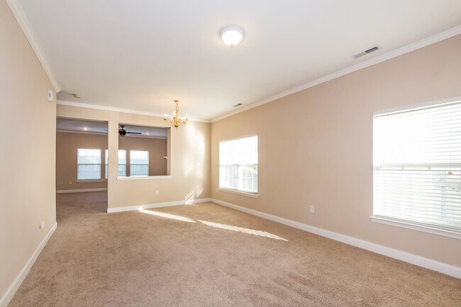 Building Photo - 13633 Coram Pl