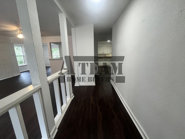 Foto del edificio - Fully Remodeled 3 Bedroom 2 Bathroom