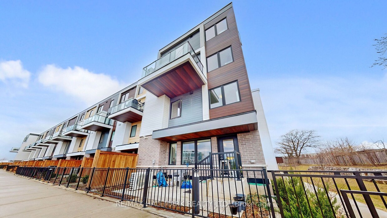 Primary Photo - 155 Downsview Park Blvd