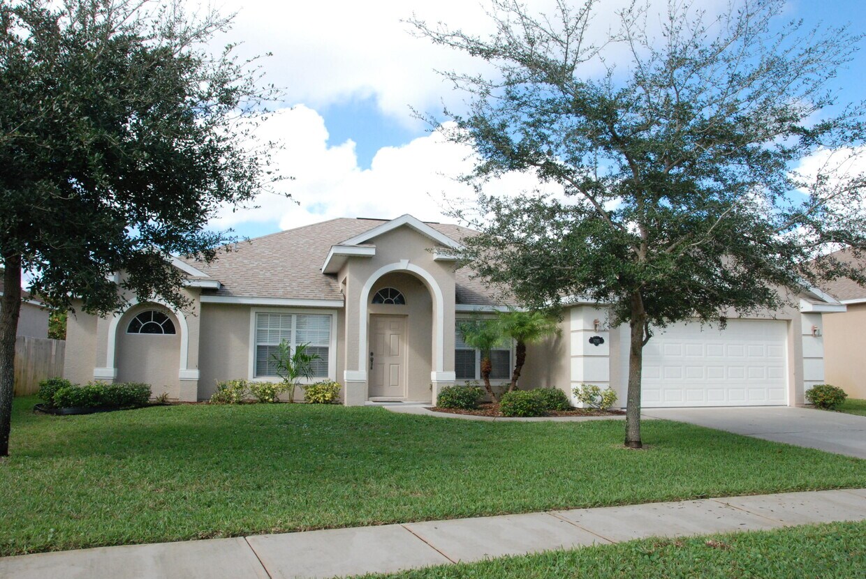 Primary Photo - 3335 Soft Breeze Cir