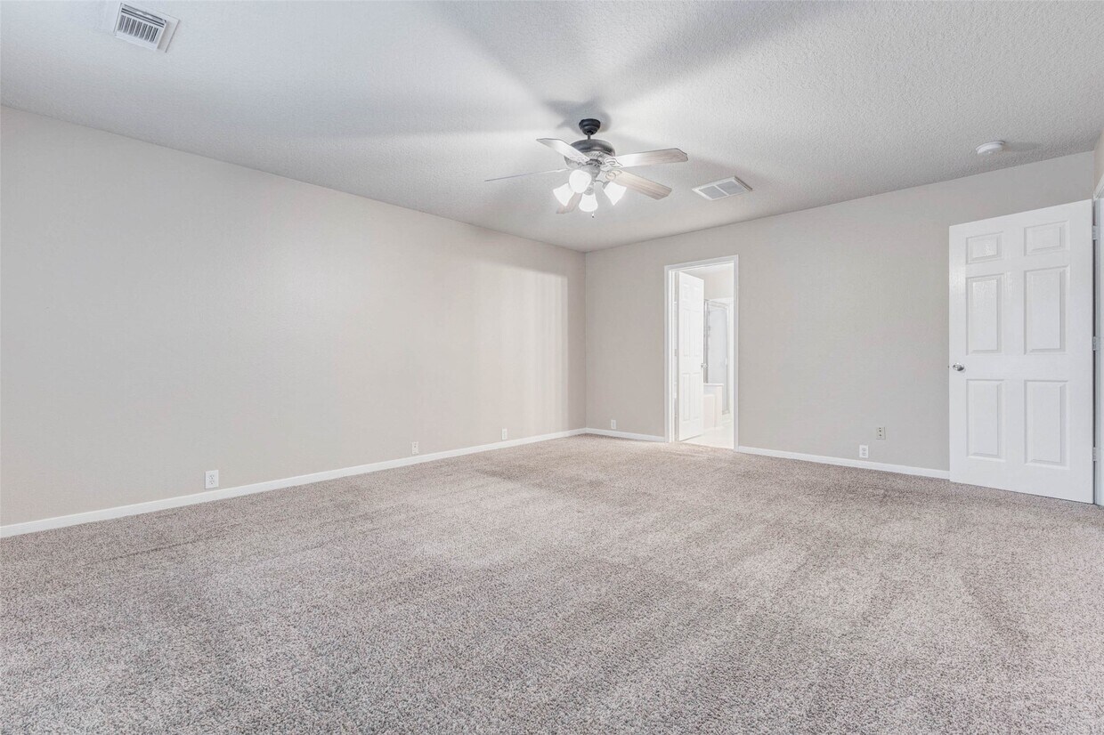 Building Photo - 18327 Atasca Wds Trce