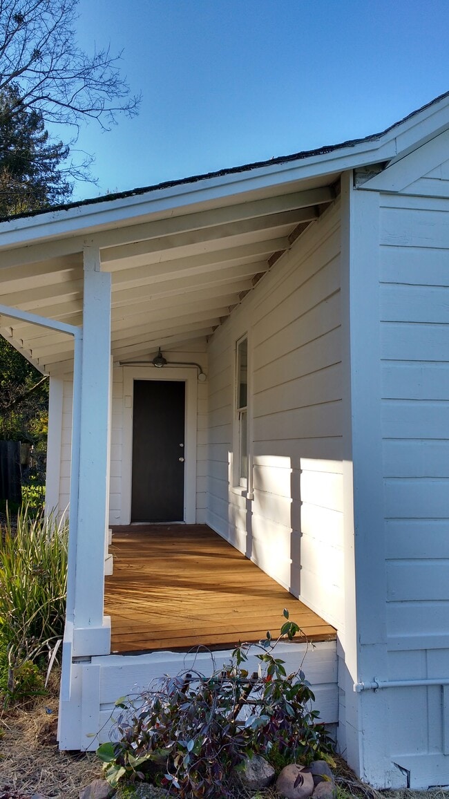 Building Photo - 1469 Cooper Road