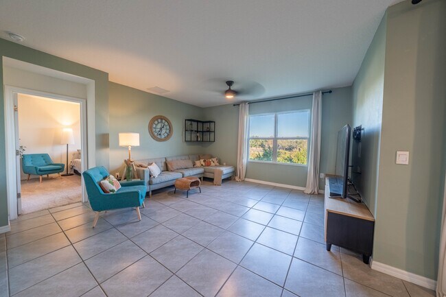 Foto del edificio - 223 Inman Blvd