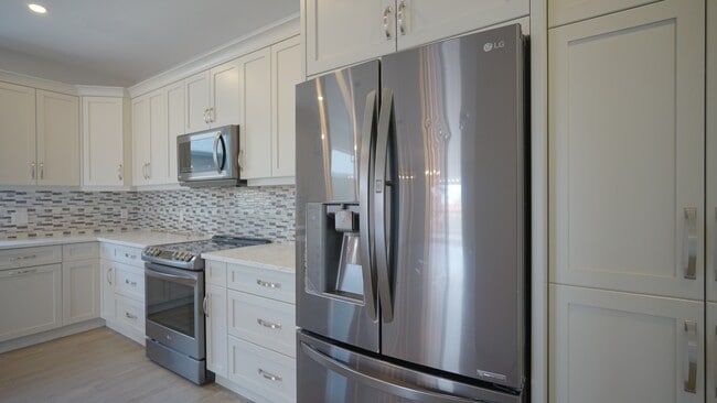 Photo du bâtiment - 89 Sanders Crescent