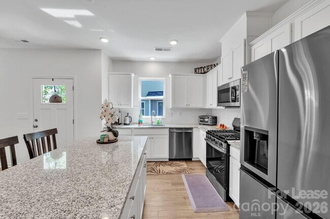 Foto del edificio - 1940 Highland Park Dr