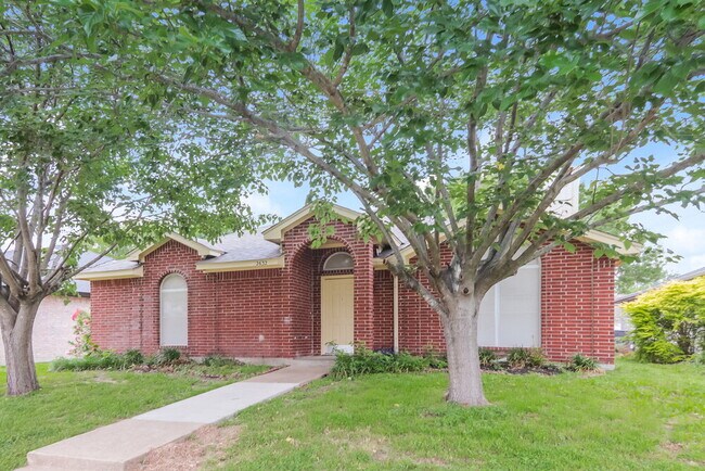 Foto del edificio - 2632 Bent Brook Dr