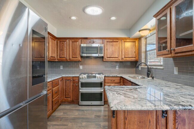 Foto del edificio - 3250 Callie Cir