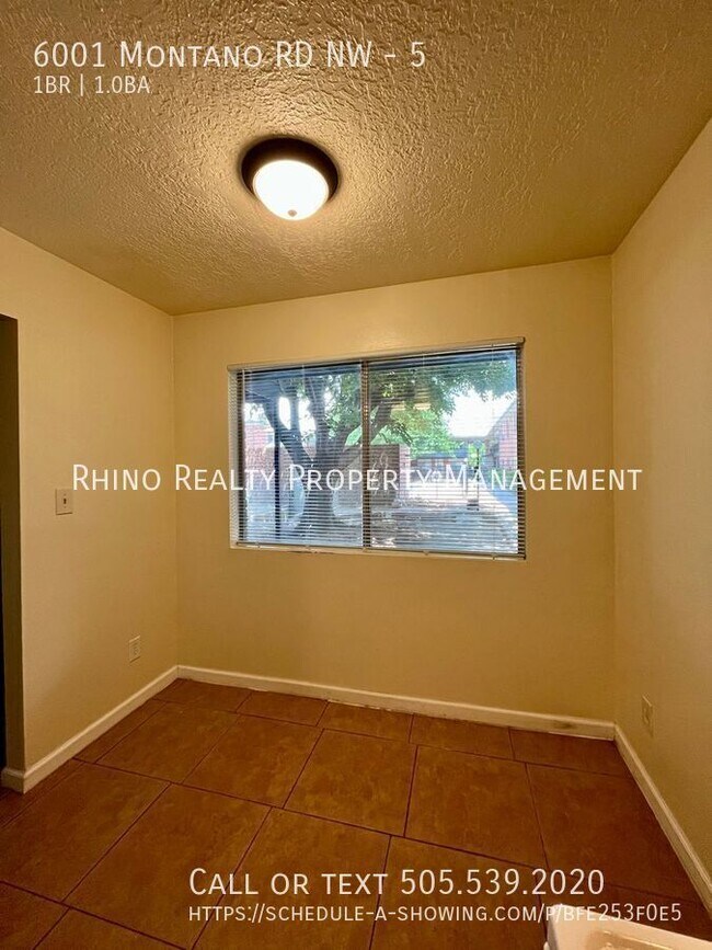 Foto del edificio - 6001 Montaño Rd NW