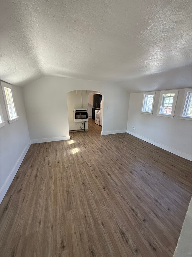 Building Photo - 1225 Sage Ave