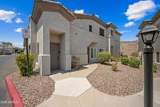 Building Photo - 3236 E Chandler Blvd