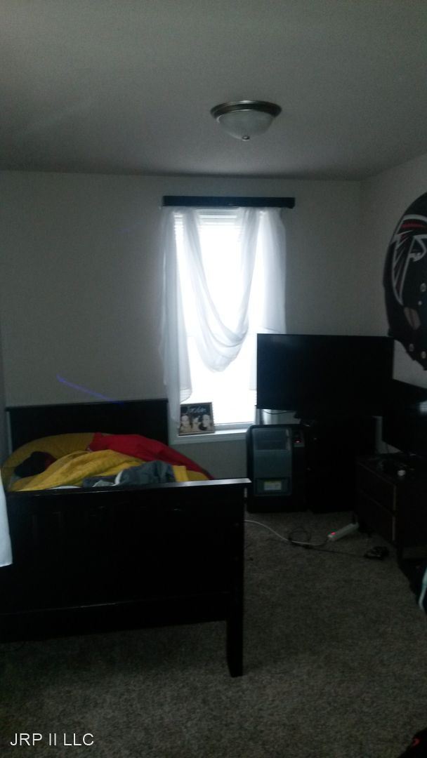 Building Photo - 4 br, 3 bath House - 11128 Aboite Cetner Rd.