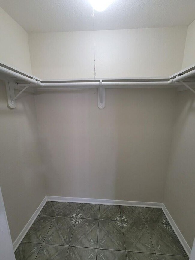 Foto del edificio - 215 Postoffice St