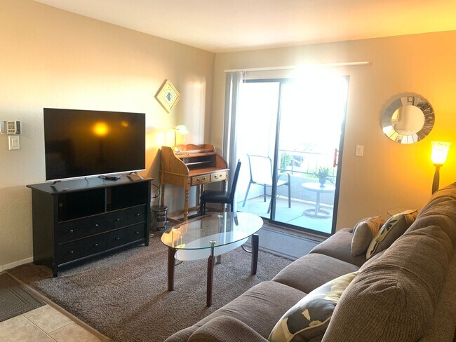 Foto del edificio - 950 Seven Hills Dr