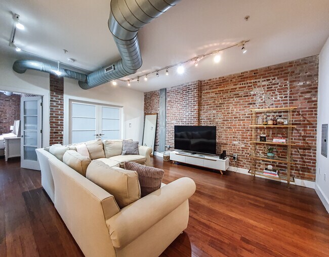Foto del edificio - 650 Montgomery St