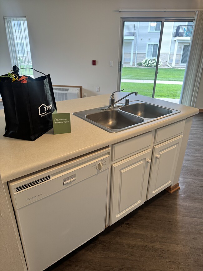 Kitchen View One - Stone Creek Apartments