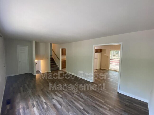 Foto del edificio - 406 Albany St