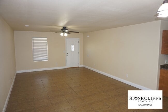 Building Photo - 310 Rylee Cir
