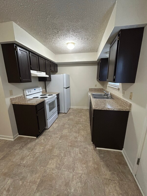 Foto del edificio - 105 O Roark Ave