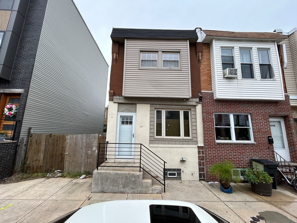 2540 S Philip St, Philadelphia, PA 19148 House Rental in Philadelphia