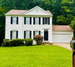 Building Photo - 4084 Pinehurst Valley Dr