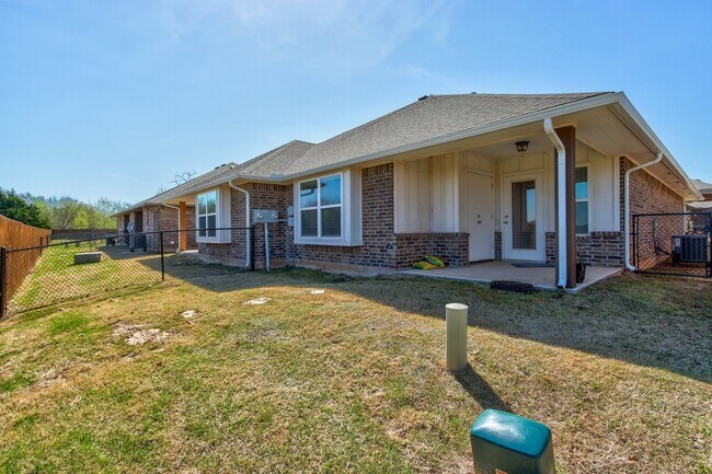 Foto del edificio - 8809 SW 55th St