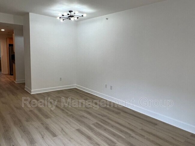 Building Photo - 1150 J St