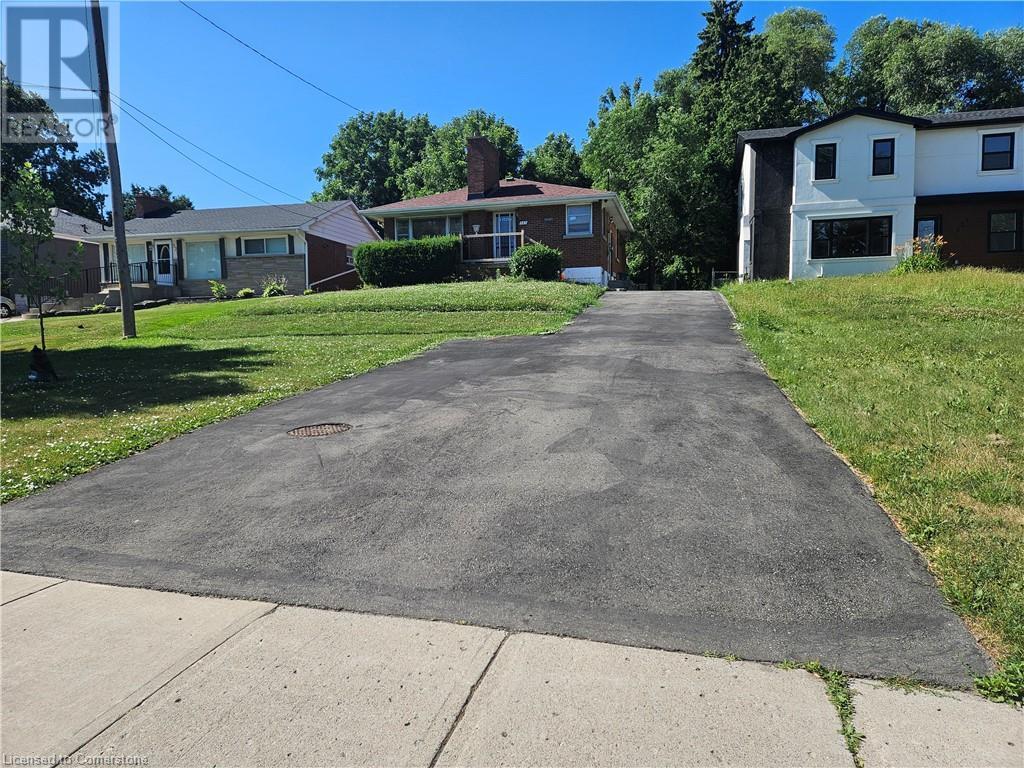Primary Photo - 327 Sanatorium Rd