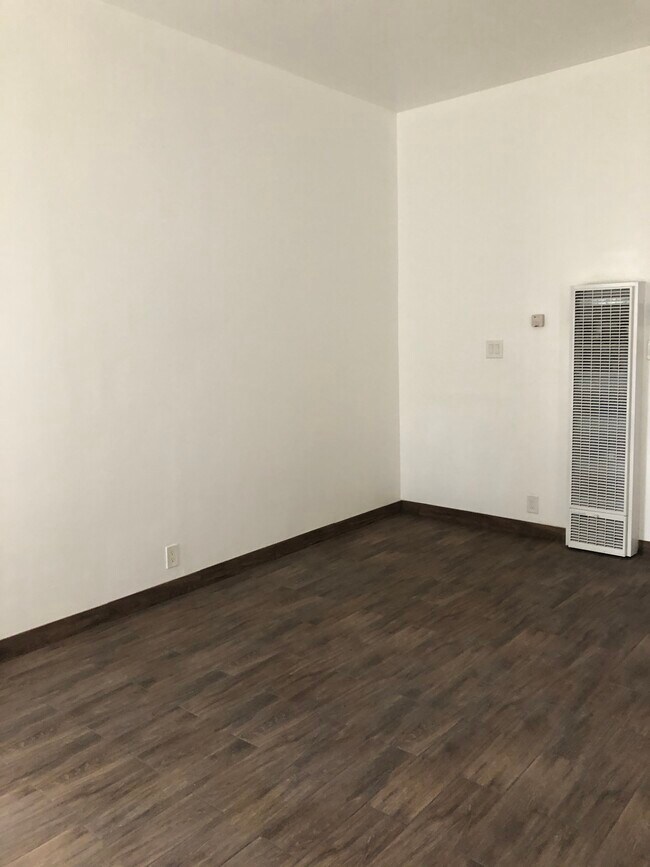 Foto del edificio - 1302 N Detroit St