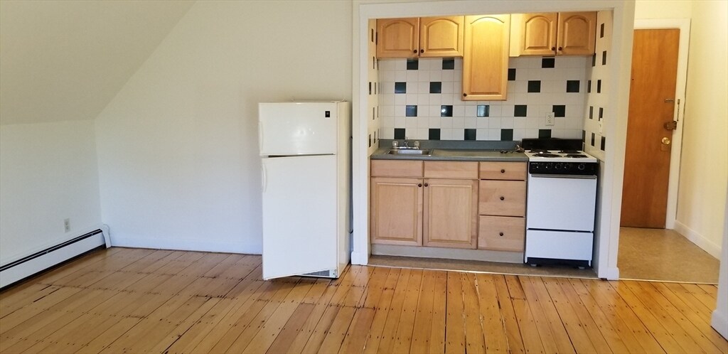 Foto principal - 89 Englewood Ave