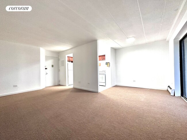 Foto del edificio - 9229 Queens Blvd