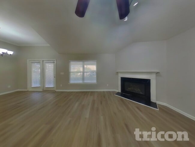 Foto del edificio - 13899 White Heron Pl