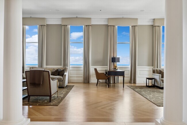 Building Photo - 310 S Michigan Ave