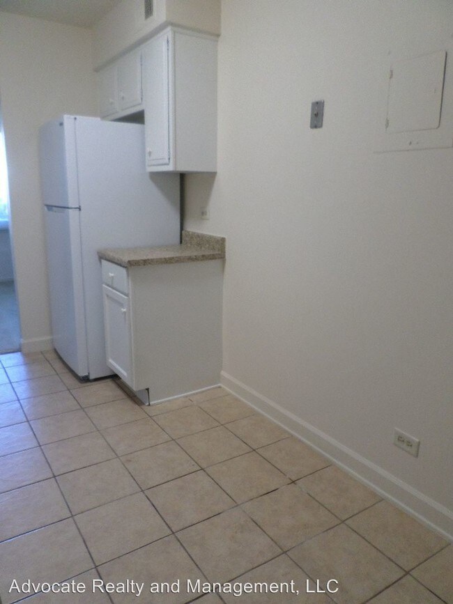 Foto del edificio - 2800 Mitchell Dr