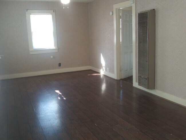 Foto del edificio - 3010 SW 3rd Ave