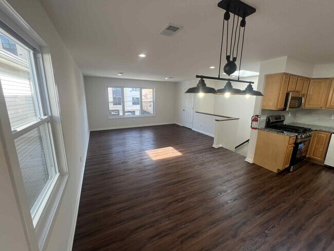 Sala de estar - 3713 Bergen Tpke