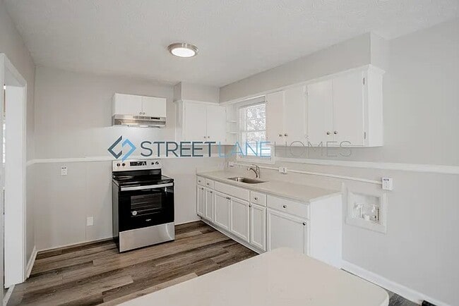 Foto del edificio - 4443 Sims St
