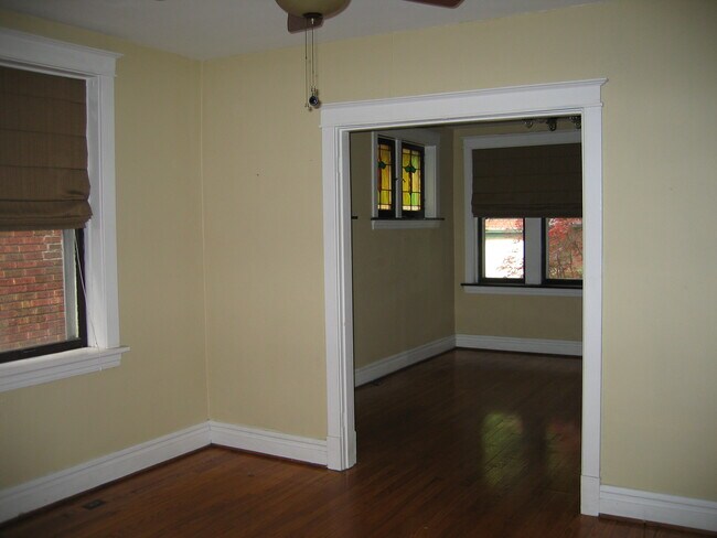 Foto del edificio - 5912 Arendes Dr