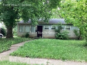 Building Photo - 4565 Gardendale Ave