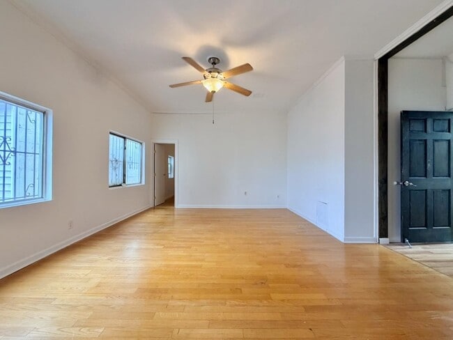 Building Photo - 514 Monastery Pl