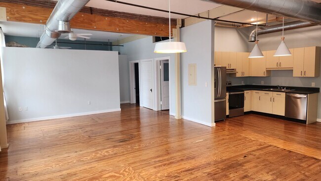 Foto del edificio - Charming Unit in Uptown