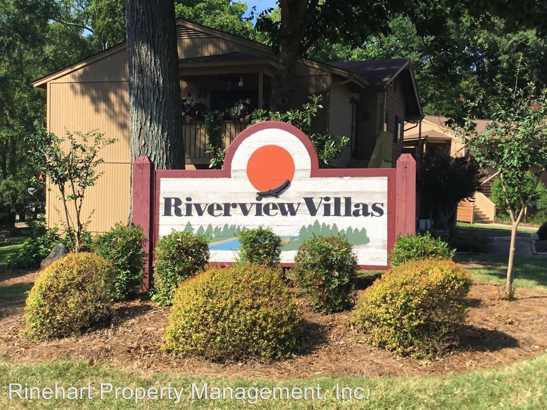 Foto principal - 1448 Riverwood Ct