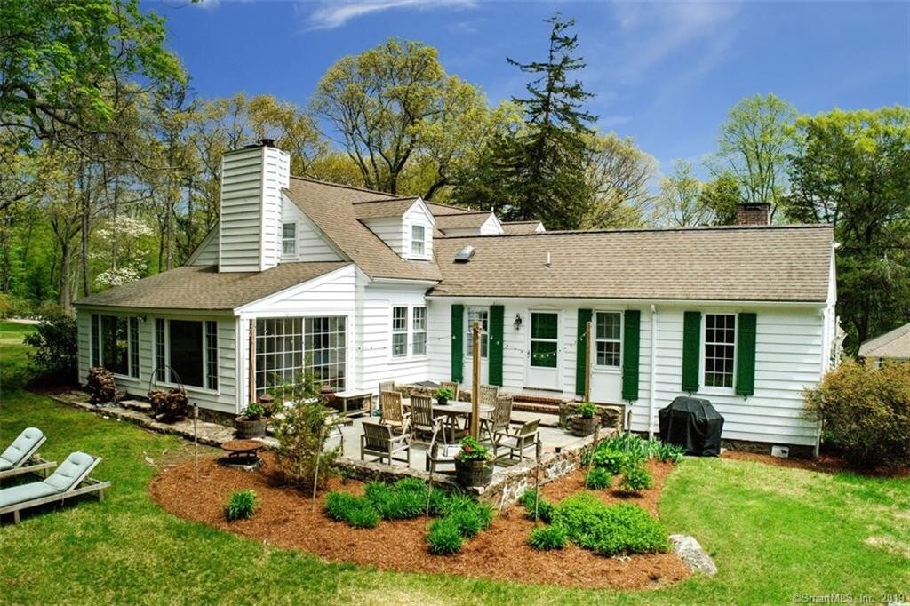 Primary Photo - 207 Old Boston Rd
